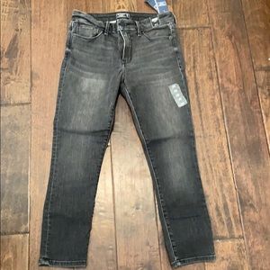 Abercrombie & Fitch mid-rise skinny ankle jean